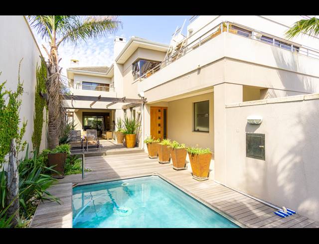 3 BEDROOM FREEHOLD TO LET IN SUNSET LINKS